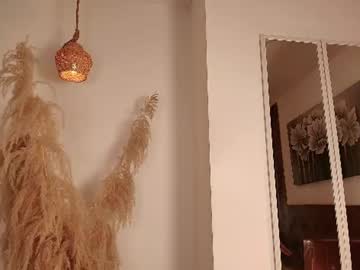 hilaryebony 